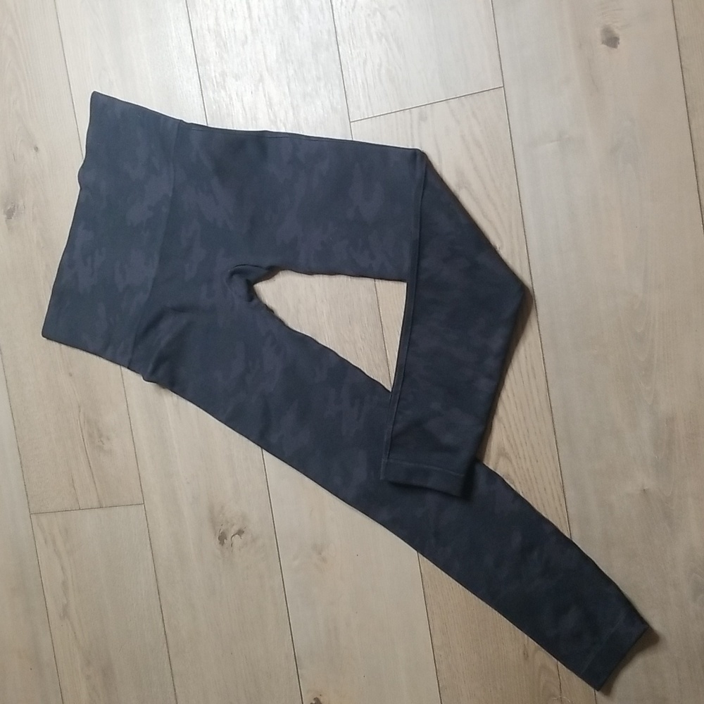SPANX Look at me now camo print seamless leggings - Picture 4 of 4